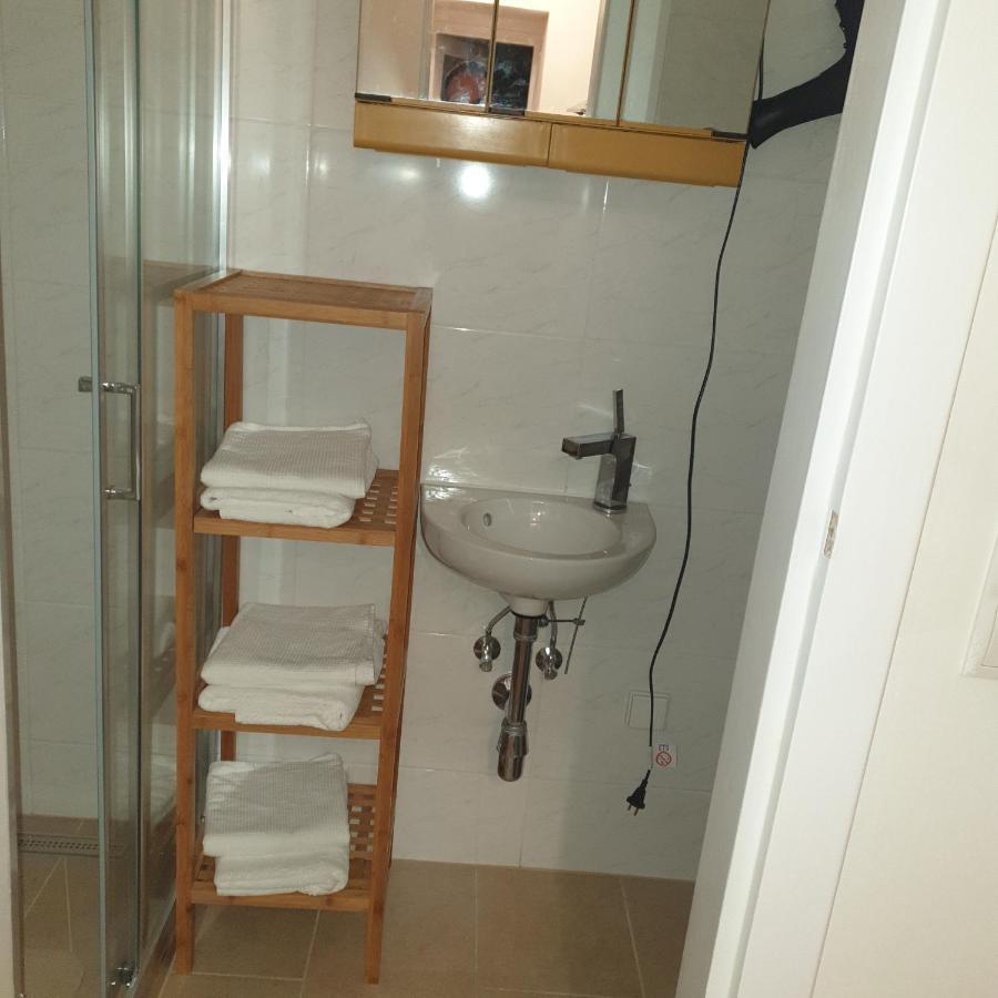 Weisses Appartement Βιέννη Εξωτερικό φωτογραφία