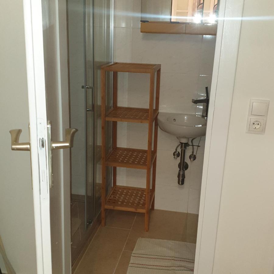 Weisses Appartement Βιέννη Εξωτερικό φωτογραφία